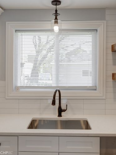 9925 Emerald Ave, Chicago IL  60628-1033 exterior