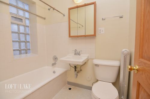 6250 Winthrop Ave, Chicago IL  60660-2023 exterior