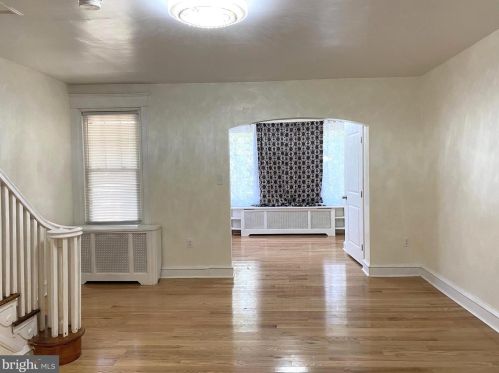 5815 16th St, Philadelphia PA  19141-1821 exterior