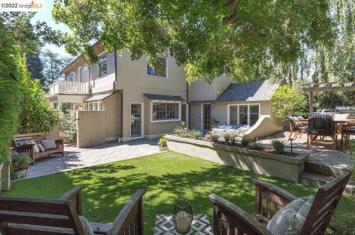 135 Tunl Rd, Berkeley CA 94705-2841 exterior