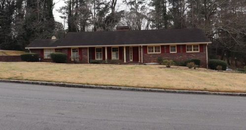 3162 Mangum Ln, Atlanta, GA 30311-3046