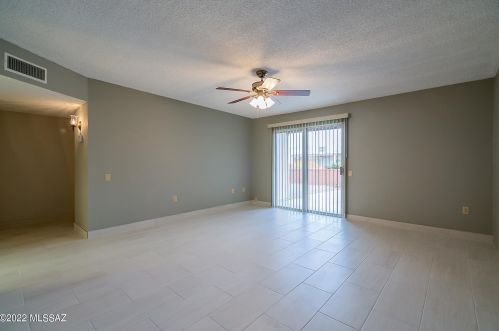 1139 Alpine Cir, Green Valley AZ 85614-1830 exterior