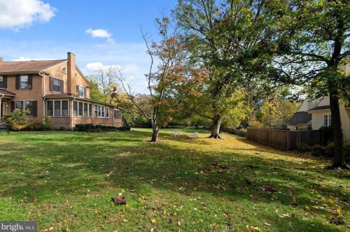 109 Forest Ave, Rockville MD 20850-1820 exterior