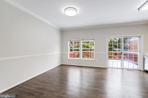 43069 Candlewick Sq, Leesburg VA 20176-6446 exterior