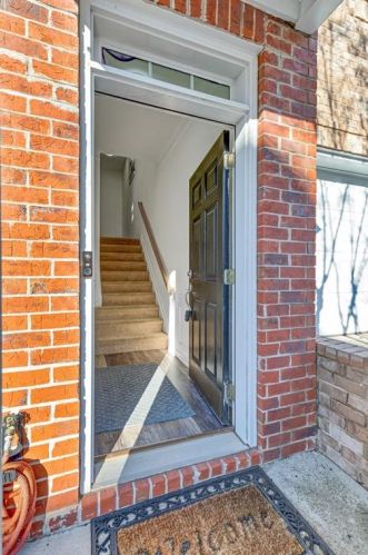 3657 Chattahoochee Summit Dr, Atlanta GA  30339-3254 exterior