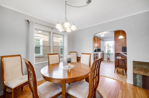 10729 Sawyer Ave, Chicago IL 60655-2413 exterior