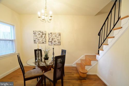 1439 Duke St, Alexandria VA  22314-3402 exterior