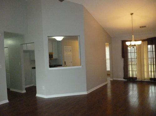 6373 Ariaal Dr, Lithonia GA exterior