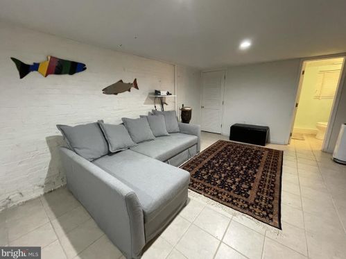 3306 Park Pl, Washington DC  20010-2530 exterior