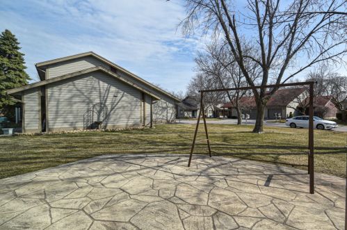 4917 Imperial Cir, Milwaukee WI 53220-4627 exterior