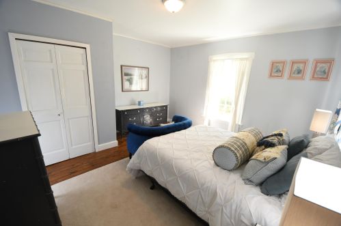 514 Kalamazoo St, Paw Paw MI 49079-1130 exterior