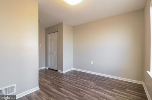 1415 Clearview St, Philadelphia PA 19141-2402 exterior