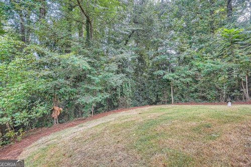 1055 Church St, Smyrna GA exterior