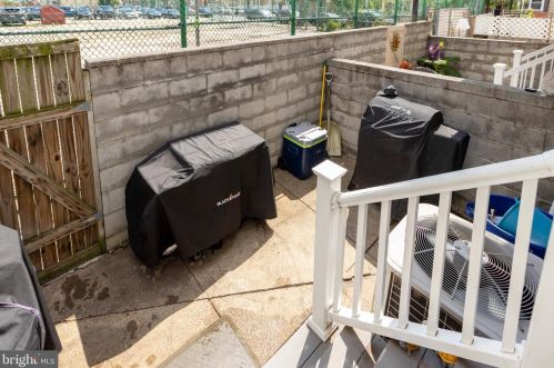 2347 American St, Philadelphia PA 19133-0034 exterior