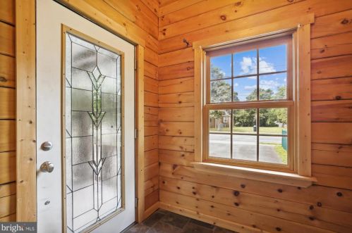 3432 Memorial St, Alexandria VA 22306-1548 exterior