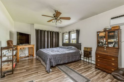 1007 Church St, Bohemia NY 11716-5019 exterior