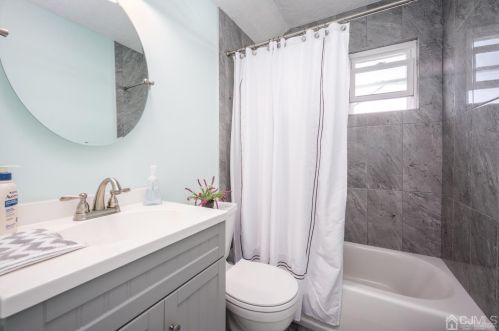 134 Brown Ave, Iselin NJ 08830-2502 exterior