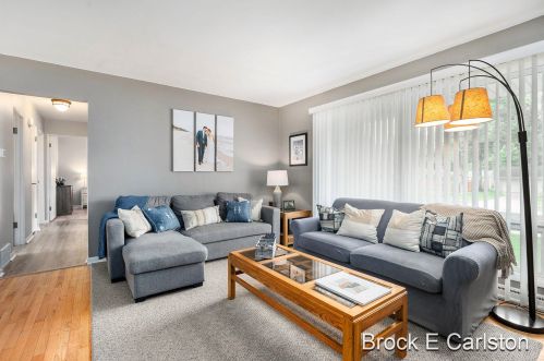 3024 Beach St, Meskegon MI 49441-1128 exterior