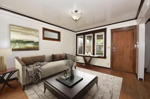 3460 Holton St, Milwaukee, WI 53212-1654