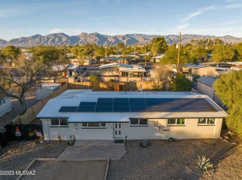 8051 Malvern St, Tucson AZ  85710-4238 exterior