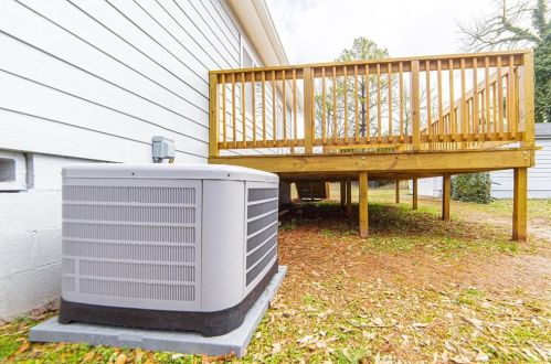 1688 Beechwood Blvd, Atlanta GA 30311-4018 exterior