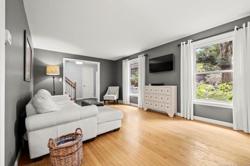 80 Christine Ter, Milford CT 06461-2212 exterior