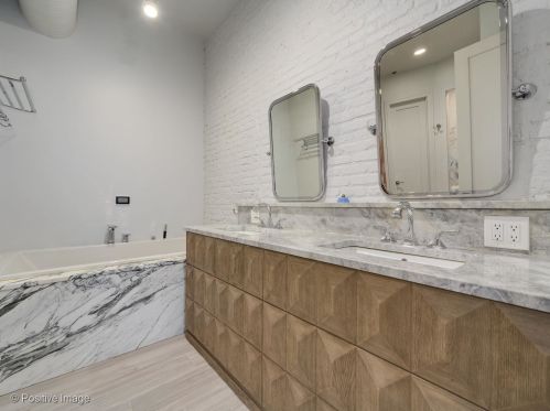 420 Grand Ave, Chicago IL 60612-1144 exterior