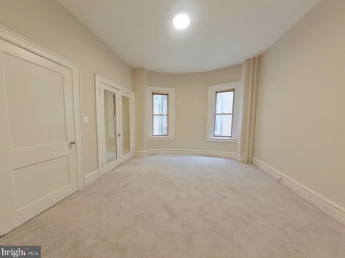 135 56 St, Philadelphia PA 19131-1310 exterior