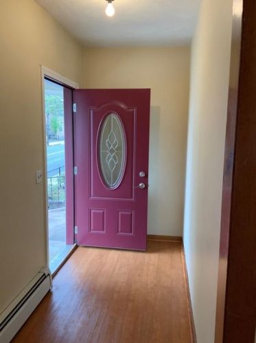 313 Admiral St, Providence, RI 02908-2535