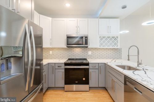 1720 22nd St, Philadelphia PA 19145-1943 exterior