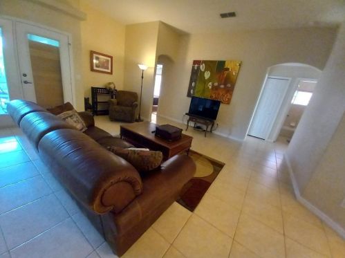 1719 Leafy Rd, Fort Pierce FL 34953-1356 exterior