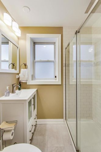 7443 Merrill Ave, Chicago IL  60649-3210 exterior