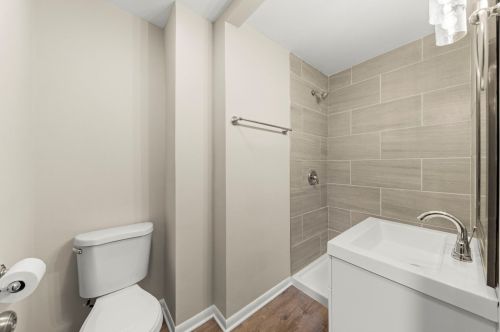 794 Lombard St, Elmhurst IL  60126-1762 exterior