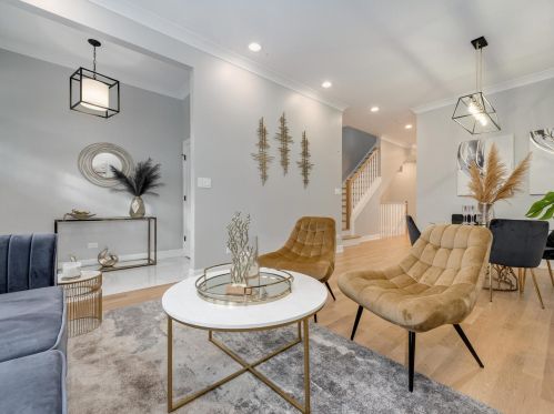 1635 Central Park Ave, Chicago IL 60647-4701 exterior