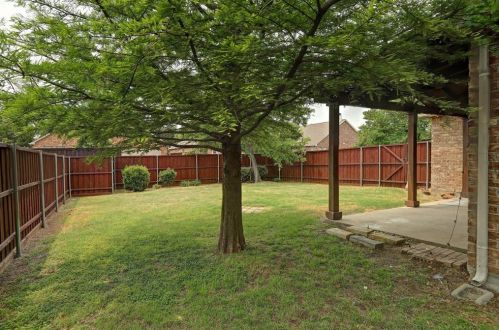 11137 Snyder Dr, Frisco TX 75035-8891 exterior