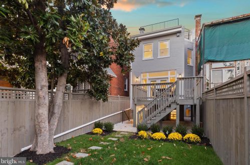 30 Adams St, Washington DC  20001-1026 exterior