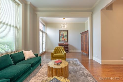 2252 Racine Ave, Chicago IL 60614-2110 exterior