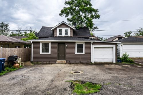 1430 21 Ave, Broadview IL 60153-1239 exterior