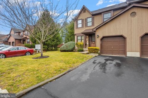 36 Danielle Ct, Trenton, NJ 08648-1451