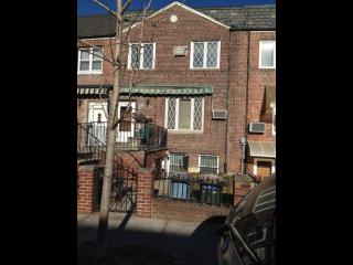 1547 83rd St, Brooklyn, NY 11228-3129