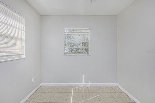 5013 Liberty St, Tampa FL 33617 exterior