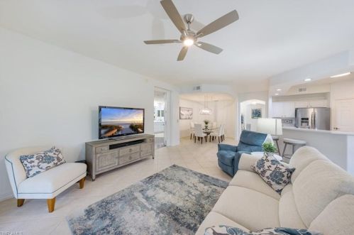 1782 Tarpon Bay Dr, Naples FL 34119-8711 exterior