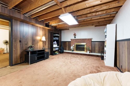 127 Melody Ave, Kalamazoo MI 49002-6219 exterior