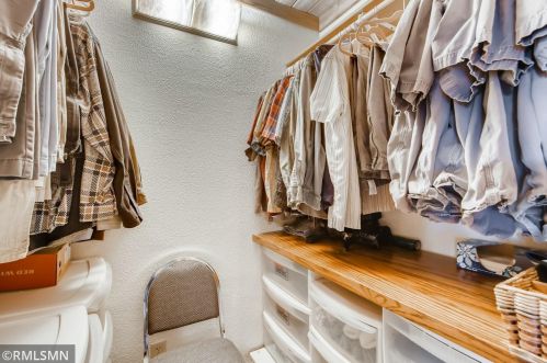 138 Dwane St, South Saint Paul MN 55075-1649 exterior