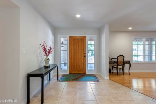 4137 Colter St, Phoenix, AZ 85018-1613