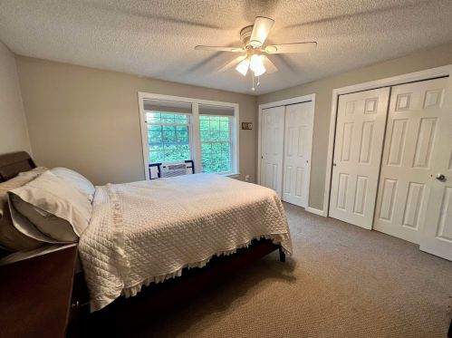 53 Village St, Concord NH 03303-4515 exterior