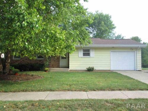 2211 Willow St, Pekin, IL 61554-3049