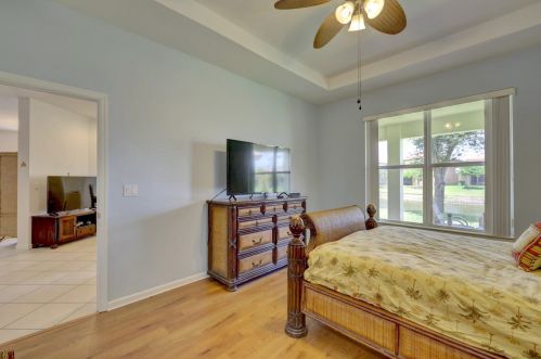 1839 Jamesport Dr, Fort Pierce FL 34953-4599 exterior