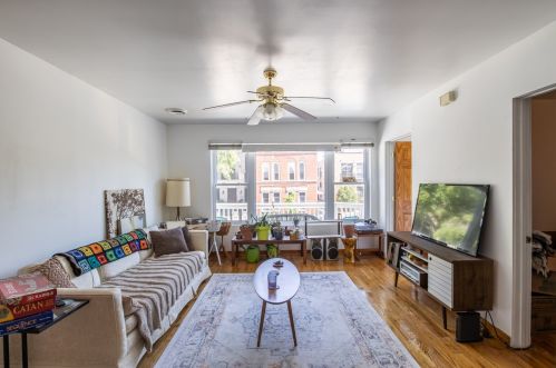 2315 Ohio St, Chicago, IL 60612-1209