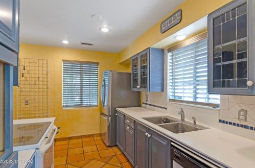 2610 Malvern St, Tucson AZ  85716-5613 exterior